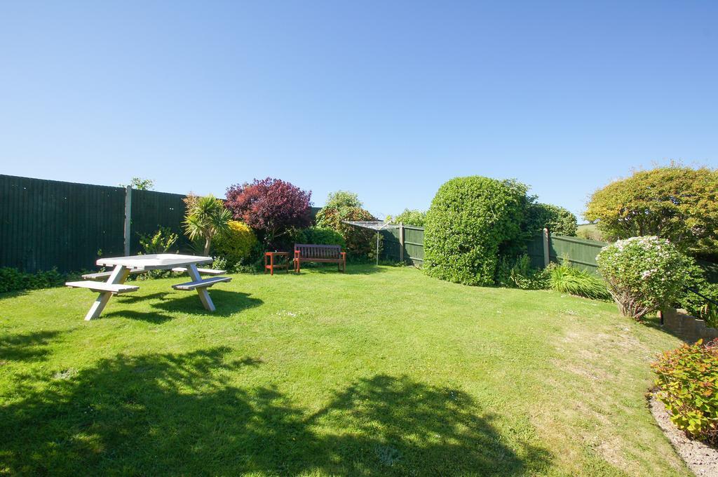 Dean Court Garden - Parking - By Brighton Holiday Lets Eksteriør bilde
