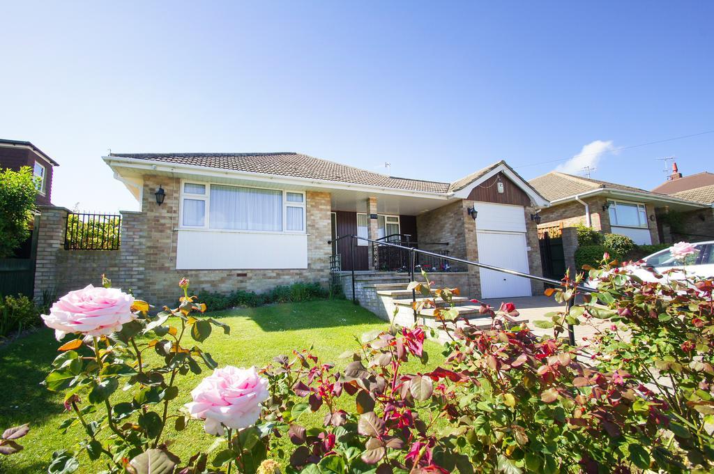 Dean Court Garden - Parking - By Brighton Holiday Lets Eksteriør bilde