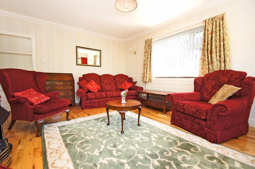 Dean Court Garden - Parking - By Brighton Holiday Lets Eksteriør bilde